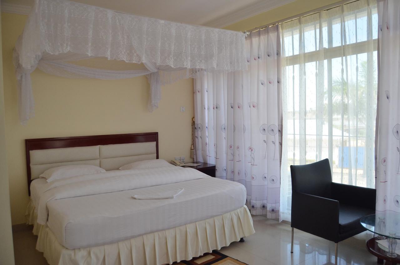 Double View Hotel Ubungo Екстер'єр фото